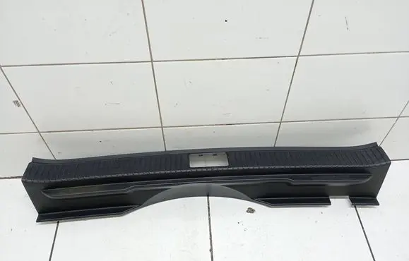 Volkswagen PASSAT B8 Trunk/boot sill cover protection 3G9863459