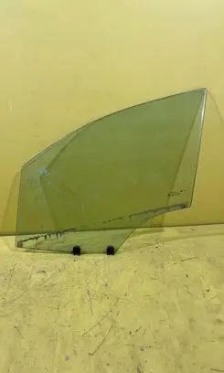 Citroen C4 I Picasso Front triangle window/glass 
