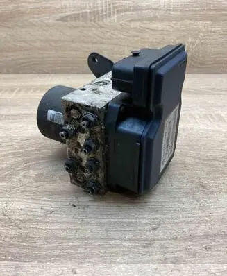 Volkswagen PASSAT B7 ABS Pump 3AA614109AF 17654055