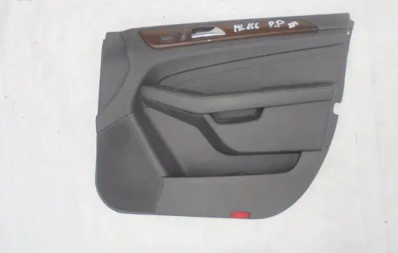 Mercedes-Benz ML W166 Front door card panel trim