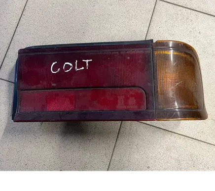 Mitsubishi Colt Rear/tail lights 0438557R