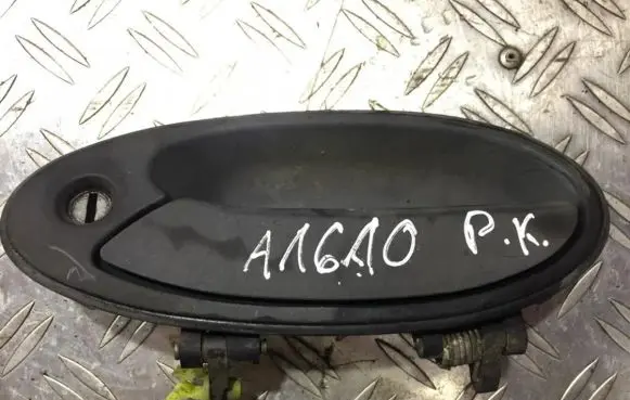 Mitsubishi Colt Front door exterior handle mb819551
