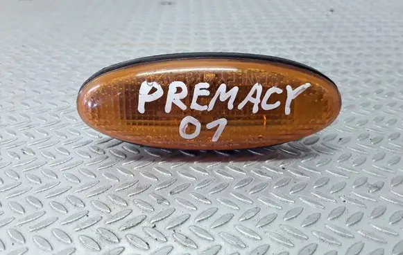 Mazda Premacy Front fender indicator light