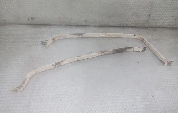 Opel Movano A Fuel tank mounting bracket 