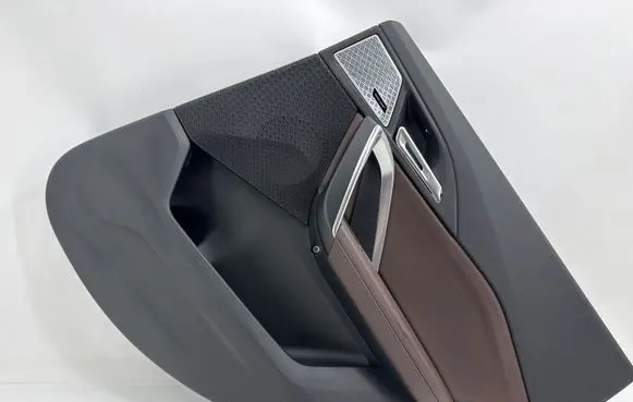BMW iX1 Rear door card panel trim 15857711 F015123