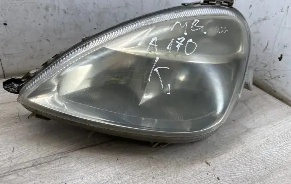 Mercedes-Benz A W168 Headlight/headlamp A1688201761