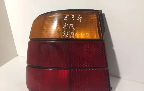 BMW 5 E34 Rear/tail lights 1384009
