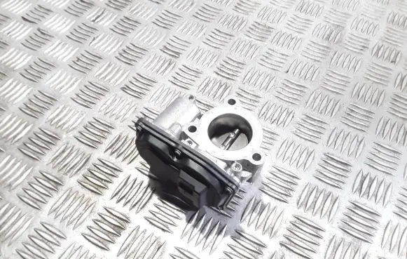 Ford Fiesta Throttle valve 50989011