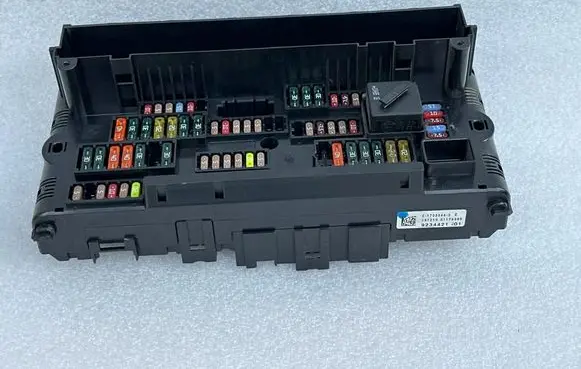 BMW 5 F10 F11 Fuse module 9234421 217033442E 131210