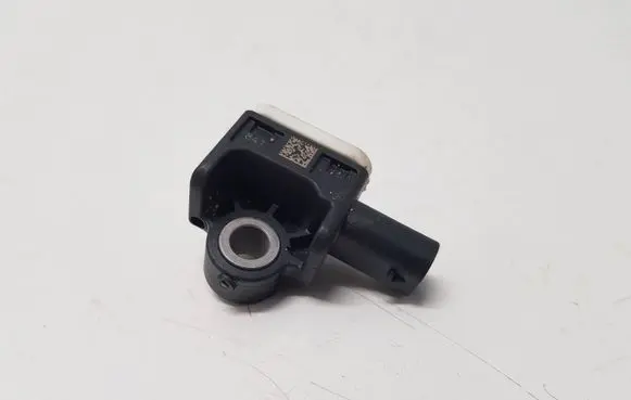 Mercedes-Benz Vito Viano W447 Airbag deployment crash/impact sensor A4479050013