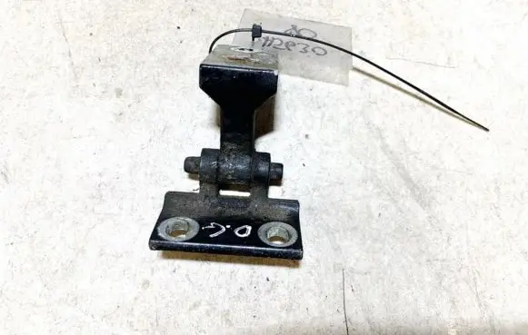 Audi 100 S4 C4 Rear door lower hinge