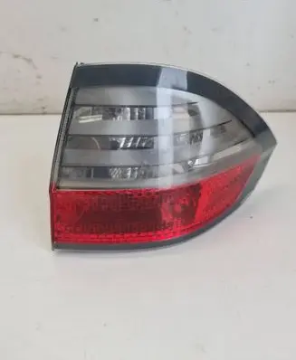 Ford S-MAX Rear/tail lights 02RS1 E11955