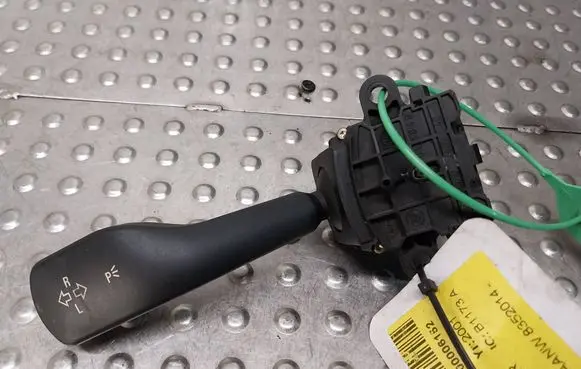 BMW 3 E46 Indicator stalk S26383635 8363662K