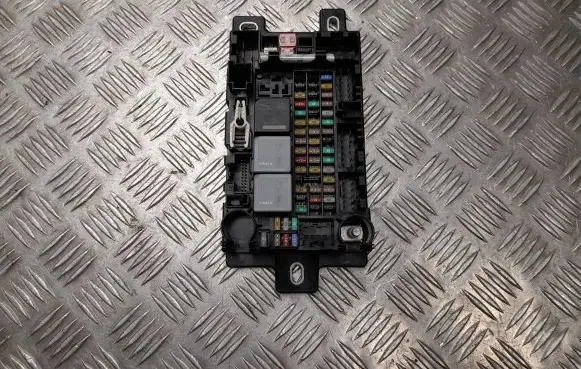 Land Rover Discovery Sport Fuse box set K8D214N030AC