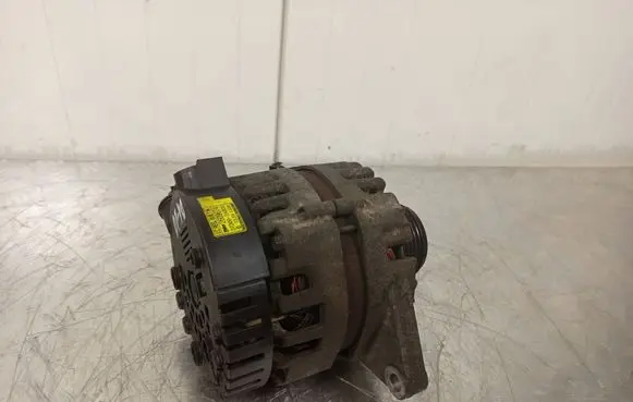 Hyundai ix35 Generator/alternator 373002A800 2609674