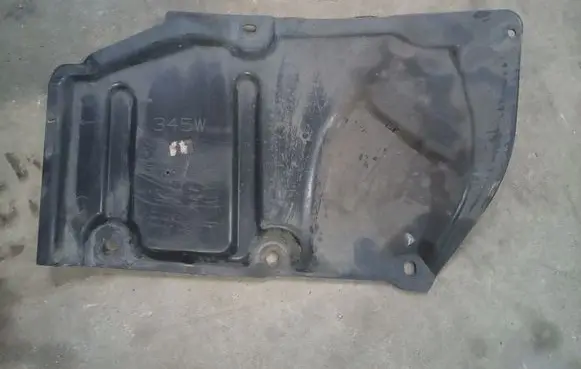 Toyota Verso Engine splash shield/under tray