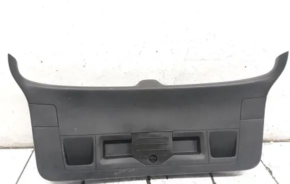 Volkswagen PASSAT B6 Tailgate/boot lid cover trim 3C9867605F
