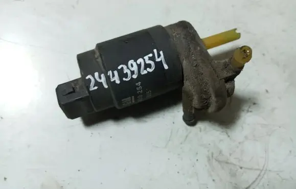 Opel Zafira B Windscreen/windshield washer pump 24439254