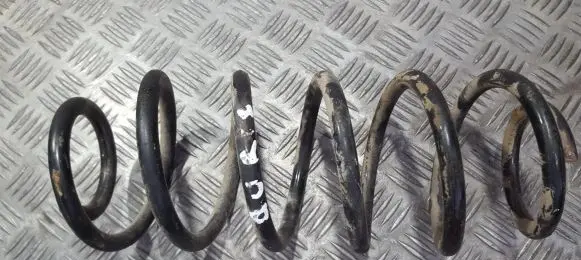 Toyota Auris 150 Rear coil spring
