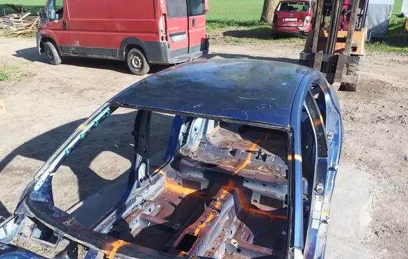 Volkswagen Jetta VI Roof