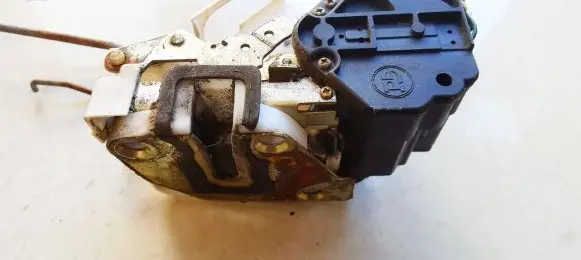 KIA Carnival Front door lock
