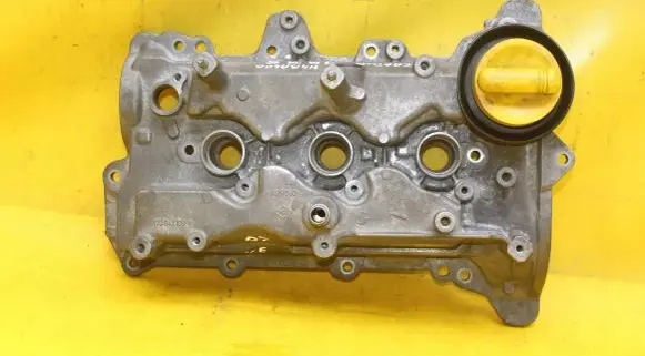 Renault Captur Rocker cam cover 132647109R