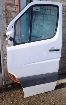 Volkswagen Crafter Front door 