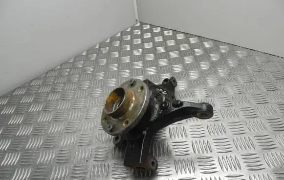 Renault Zoe Front wheel hub SNR VD12603