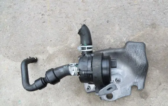 Renault Talisman Water pump 392023219