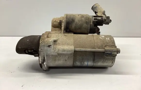 Hyundai Santa Fe Starter motor 361002F000
