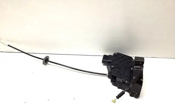 Land Rover Freelander 2 - LR2 Rear door lock 240015003