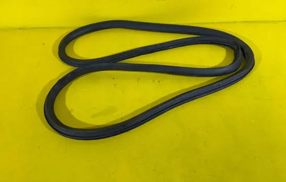 Seat Ibiza IV (6J,6P) Rubber seal loading door 