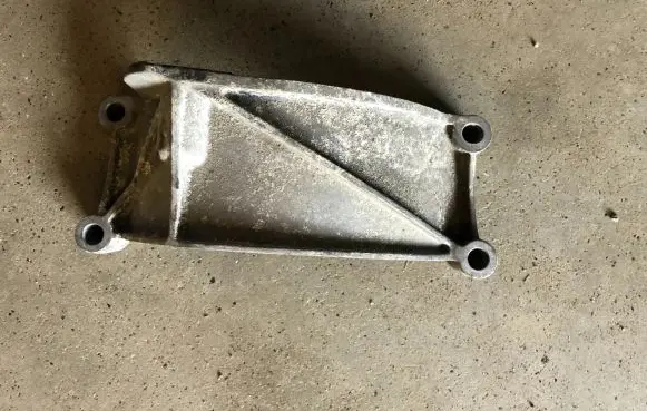 Audi Q5 SQ5 Other engine bay part 06E903143D 06E903143