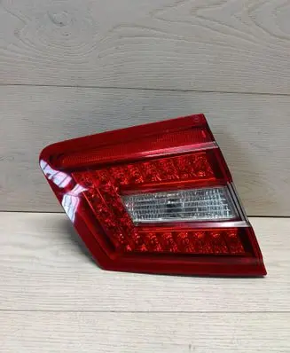 Mercedes-Benz E W212 Tailgate rear/tail lights A055364 0729