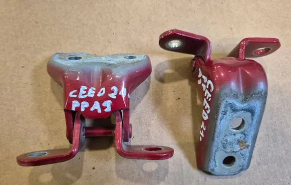 KIA Ceed Front door hinge set 
