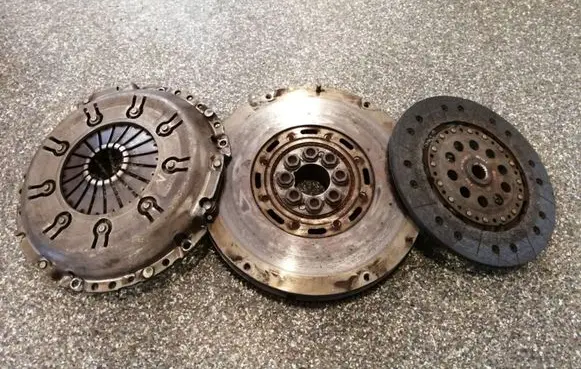 Volvo V70 Clutch set kit 074141117A 074141031T