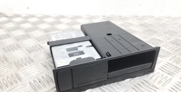 Audi Q5 SQ5 Head unit multimedia control 8T0035785A