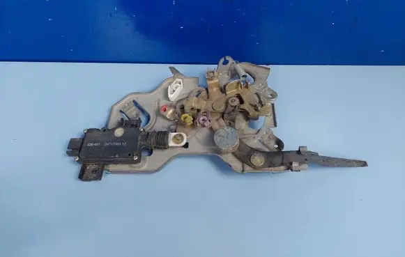 Chrysler Voyager Central locking motor 04717489AA
