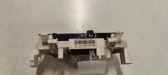 Citroen C2 Climate control unit 69307002