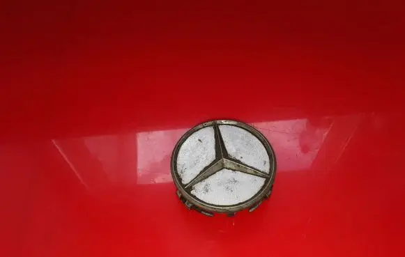 Mercedes-Benz ML W164 Original wheel cap 2204000125