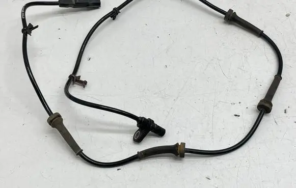 Nissan Qashqai ABS rear brake sensor 47900BR00A