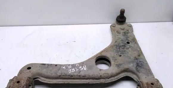 Opel Astra H Front lower control arm/wishbone