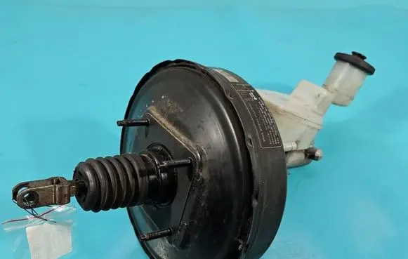 Toyota RAV 4 (XA20) Brake booster 13101013920 IMPRK1592452