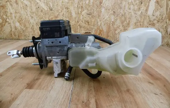 Toyota Corolla E210 E21 Master brake cylinder 4721012500