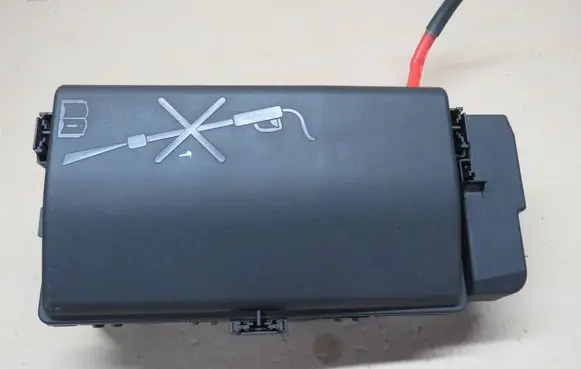 Opel Insignia A Fuse box set 13222782 13255300
