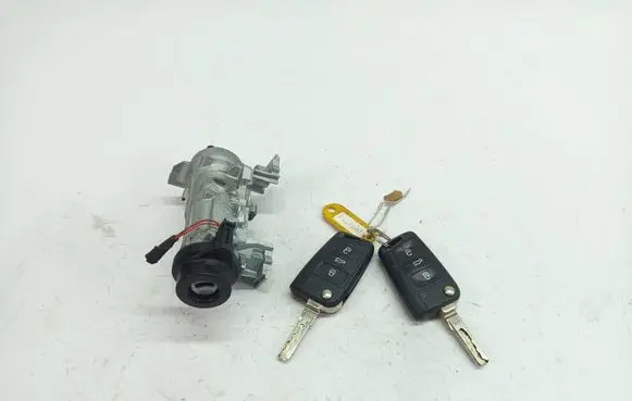 Skoda Octavia Mk3 (5E) Ignition lock 5Q0905865 1K0905851