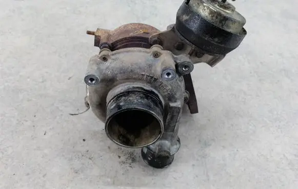 Mazda 5 Turbo VJ370608