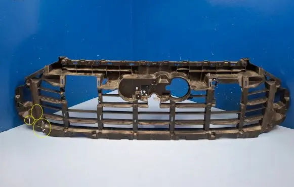 Audi Q7 4M Front bumper upper radiator grill 4M0807233D 4M0807233DE