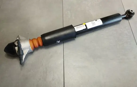 Rear shock absorber/damper