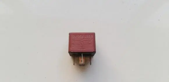 Renault Laguna I Other relay 12V25A03612